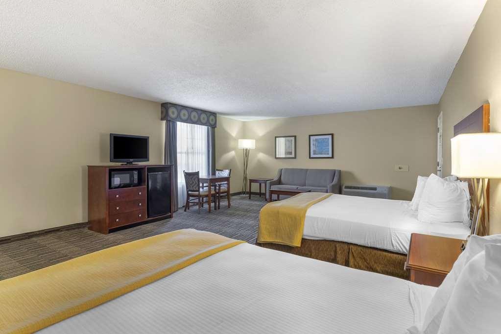 Best Western Sunday House Inn Kerrville Habitación foto