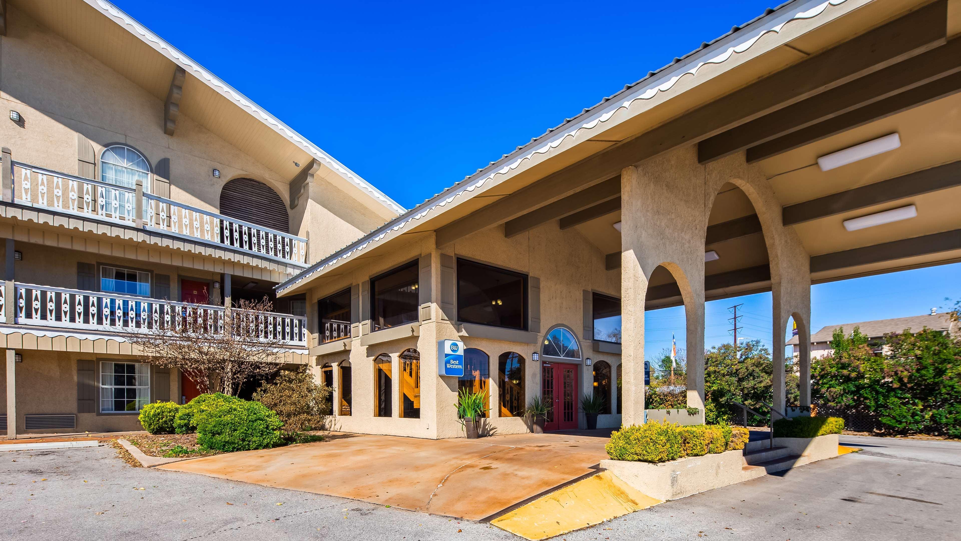 Best Western Sunday House Inn Kerrville Exterior foto
