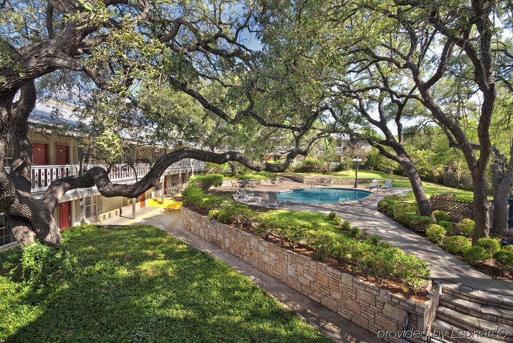 Best Western Sunday House Inn Kerrville Facilidades foto